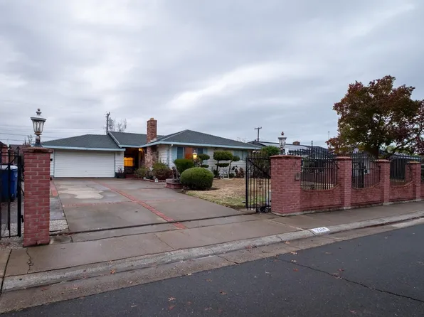 7264 Chandler Dr, Sacramento, CA 95828