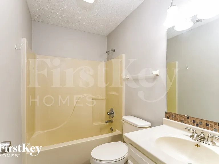 20839 Summitt Rd — Photo 9