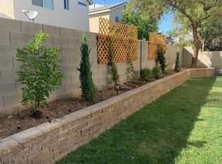 7733 Whispering River St, Las Vegas, NV 89131