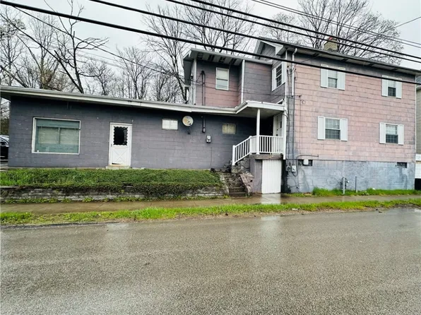 569 E Maiden St, Washington, PA 15301