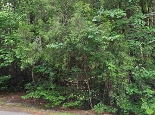 664 Wren Ln, Vass, NC 28394