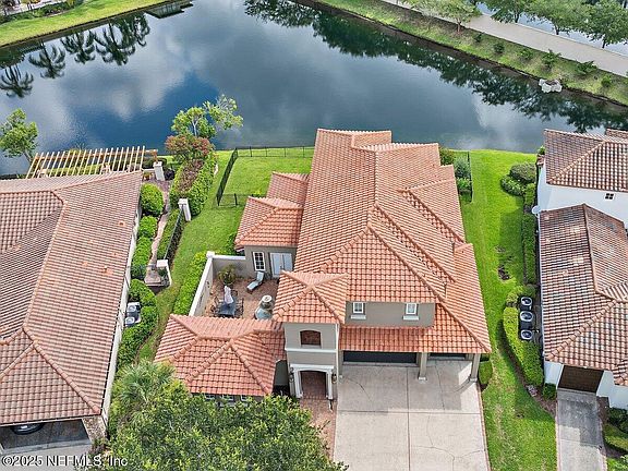 5th image of 4537 CARRARA CT. Court