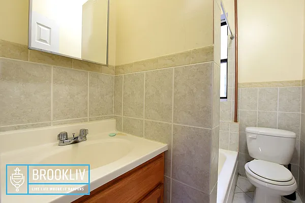 Rented by null | media 5