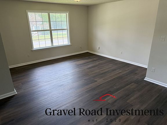 3rd image of 2318 Fosters Ferry Rd