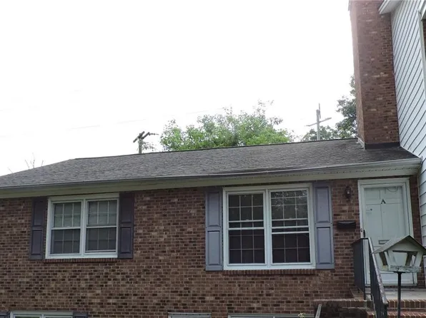 1003A Robin Hood Rd, High Point, NC 27262