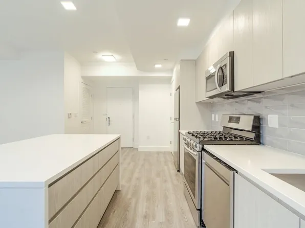 477 Broadway image 7 of 33