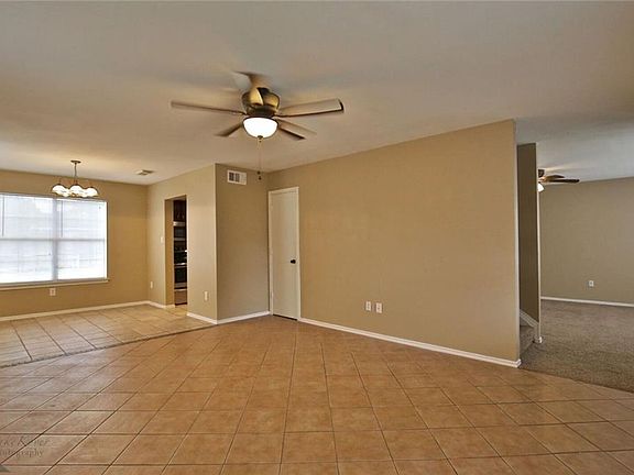 4th image of 24 Woodcock Cir