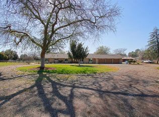5339 N McCall Ave, Clovis, CA 93619