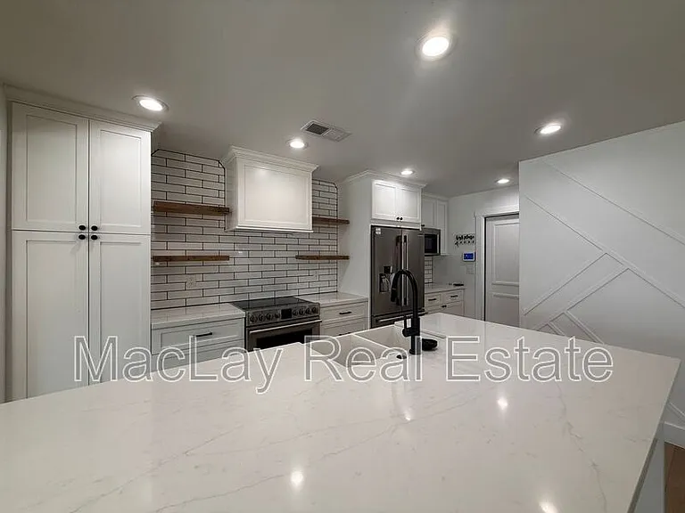 1363 W Los Lagos Vista Ave — Photo 4