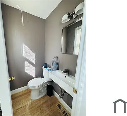 3309 Highwood Dr SE — Photo 12