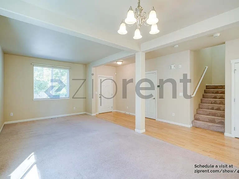 2344 Pleasanton Ct SE — Photo 5