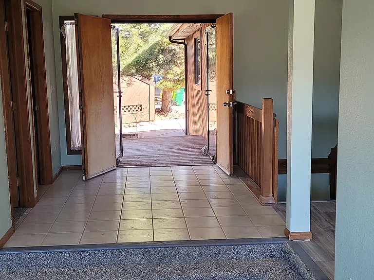 4555 Sentinel Rock — Photo 6