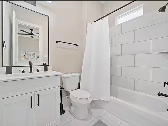 4th image of 4013 Griggs Rd #J
