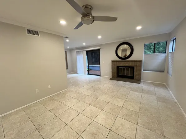 375 Windjammer Cir, Chula Vista, CA
