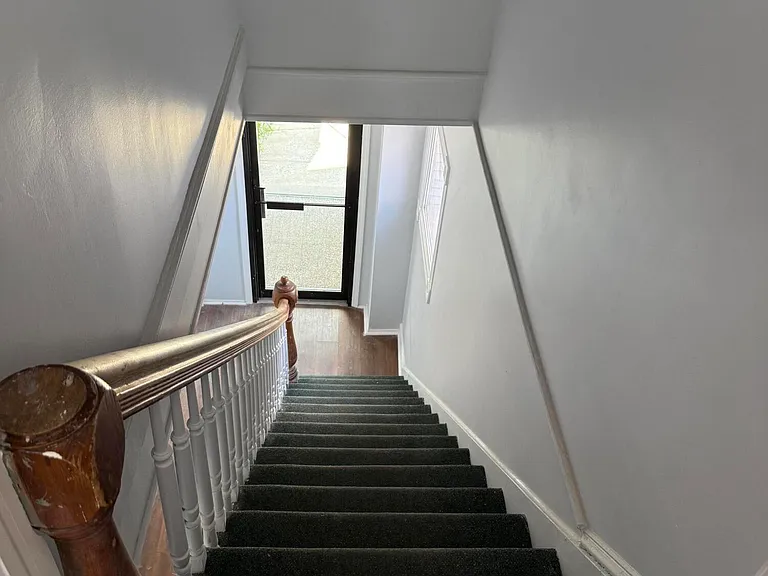 1288 Forest Ave #2 — Photo 3