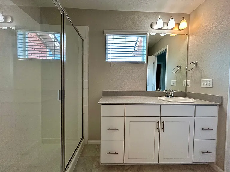 215 Jackson Dr — Photo 27