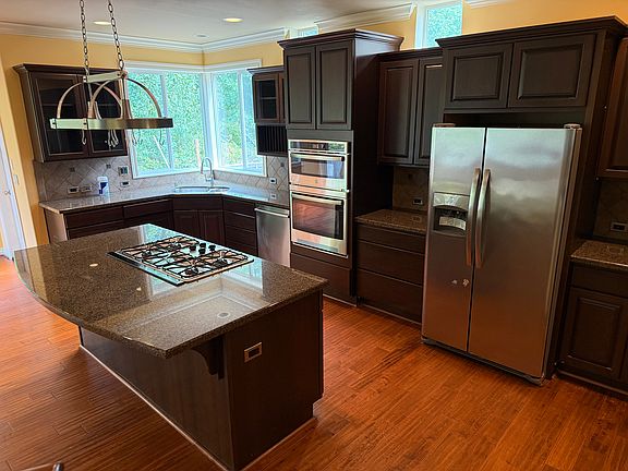 Chef's kitchen