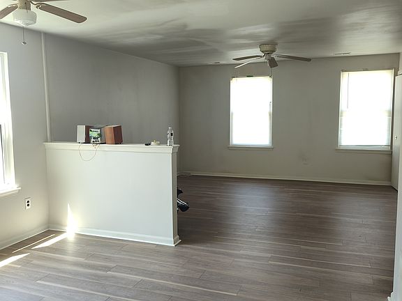 Dining room/Living room. Lots of light!