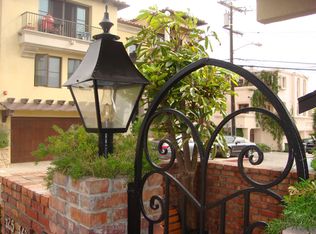 425 36th St, Manhattan Beach, CA 90266