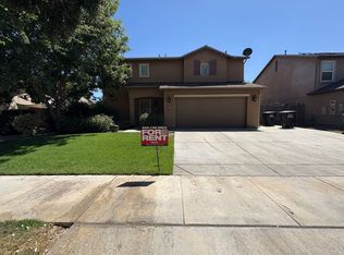 4421 W Elkhorn Ave, Visalia, CA 93277