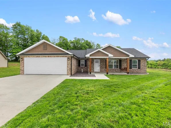 1111 Tulach Ard Ct, Jackson, MO 63755