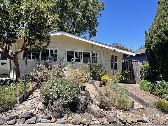 2nd image of 3483 Idaho Dr