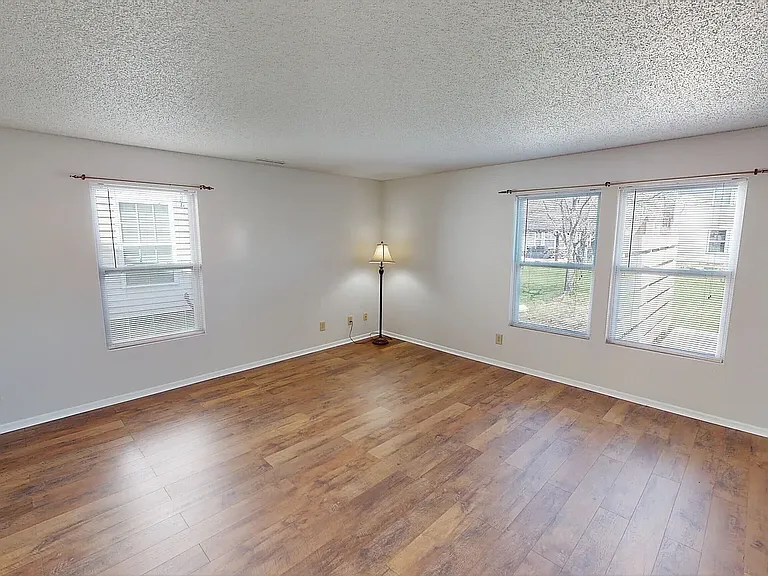 15312 Beam St — Photo 13