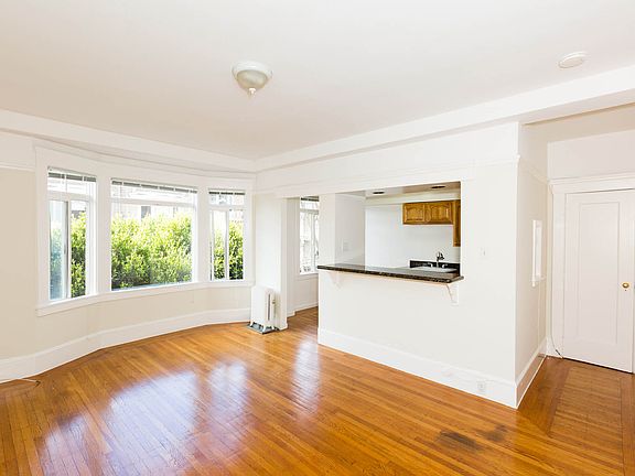 5th image of 828 Jones St #52