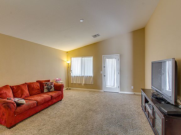4th image of 21686 W Hess Ave