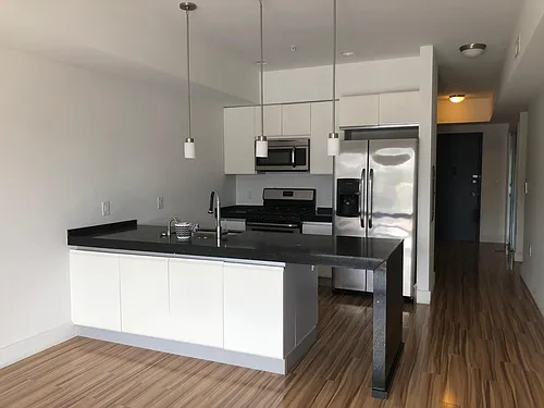 4918 Park Ave #405 Photo 1