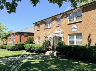 3250 S 49th St #3, Milwaukee, WI 53219