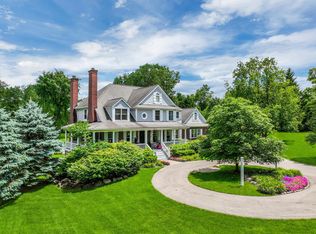 3875 Harvest Creek Ct, Rochester, MI 48306