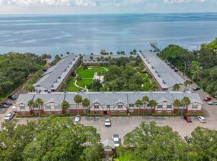 650 Pinellas Point Dr S APT 218, Saint Petersburg, FL 33705