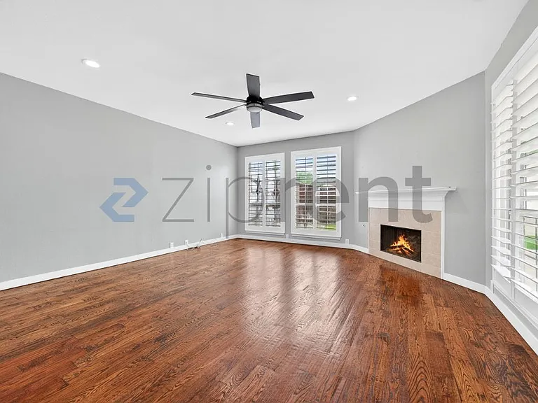 10604 Ambergate Ln — Photo 9