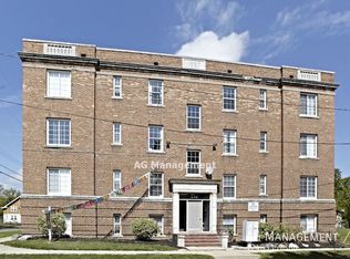 152 Washington St APT 22, Pontiac, MI 48341