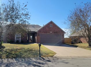 8080 Silverado Rd, Claremore, OK 74019