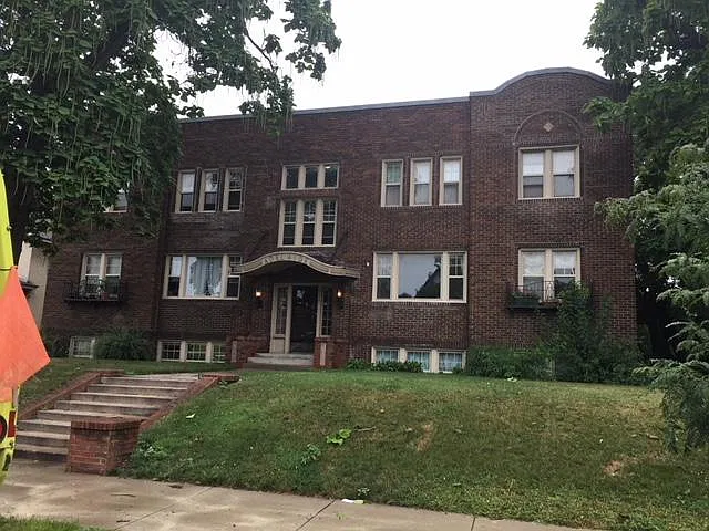 1 bed, 900 sqft, $1,350 — Photo 1