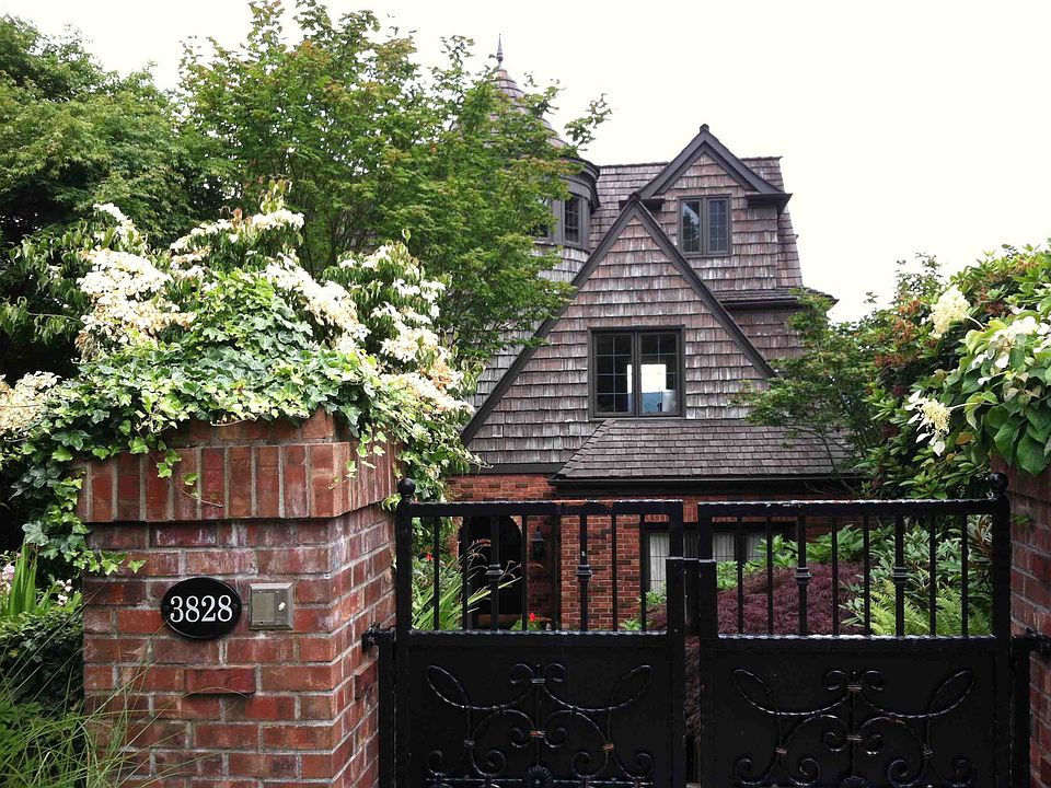 1st image of 3828 49th Ave NE