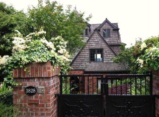 3828 49th Ave NE, Seattle, WA 98105