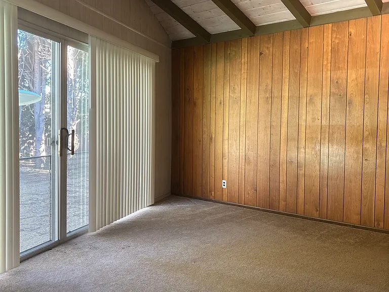 1432 Wardman Dr — Photo 14