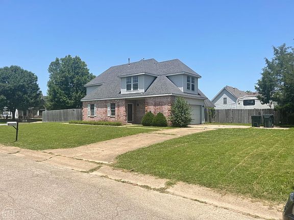 2nd image of 4500 Jamaica Pl