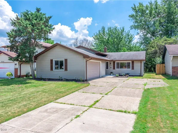 23312 McCann St, Warrensville Heights, OH 44128