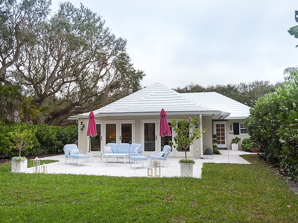 1st image of 281 Silver Moss Dr