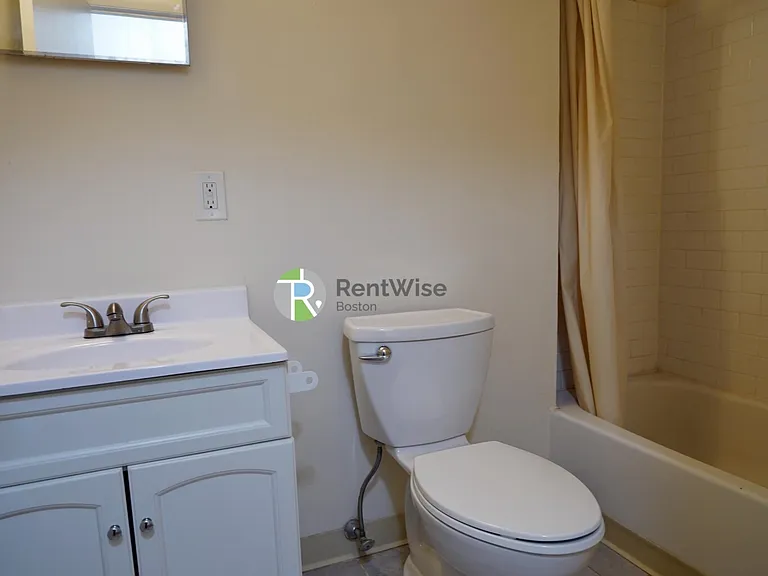 1127 Boylston St #302 — Photo 4