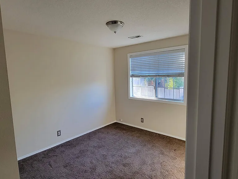 8394 SW 160th Ave — Photo 14