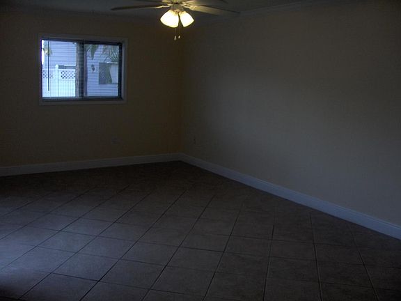 5th image of 7710 Tamara Lee Ct APT 101