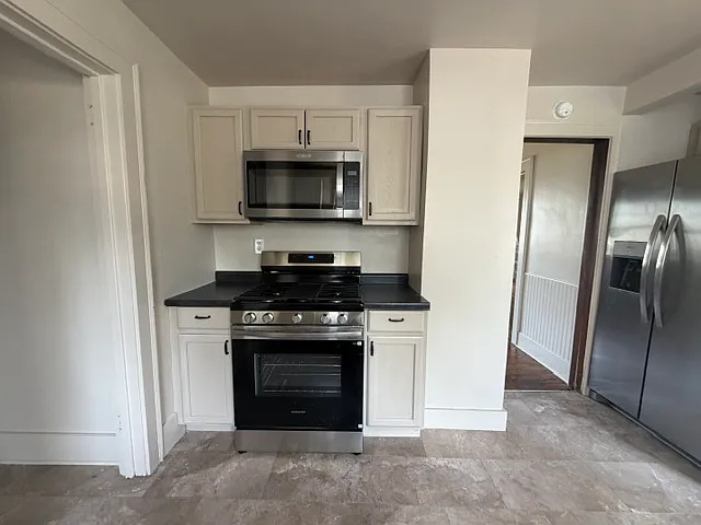 1253 Diamond Ave — Photo 10