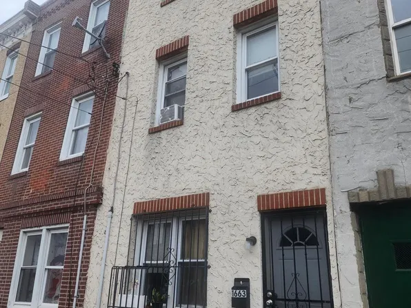 1663 Foulkrod St, Philadelphia, PA 19124