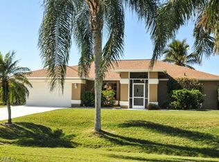 11921 Princess Grace Ct, Cape Coral, FL 33991