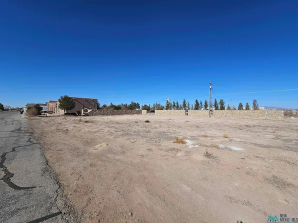 2889 E Water Hazard Dr, Deming, NM 88030